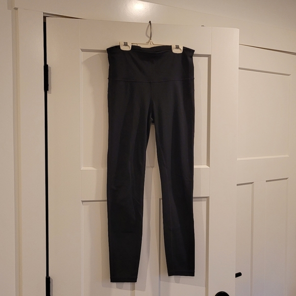 Workout Legging Bundle - Picture 2 of 4